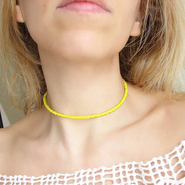 Beachy Polished Seed Enamel Bead Choker Necklace - Yellow