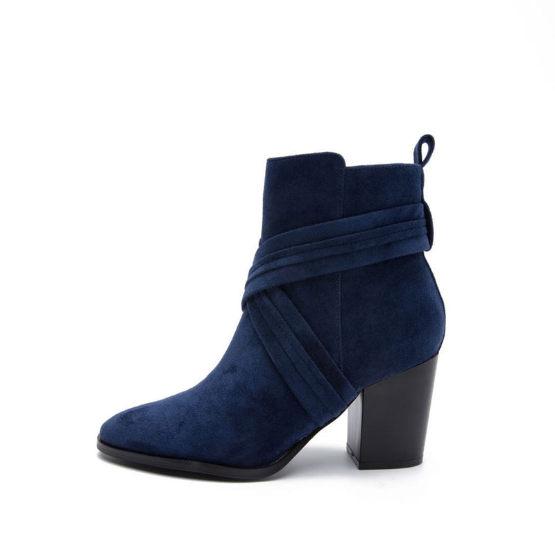 Chic Crisscross Strap Pointed Toe Block Heel Suede Ankle Boots - Navy Blue