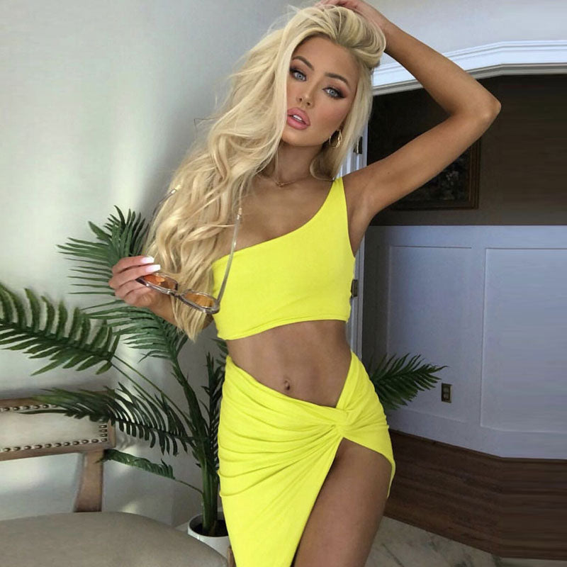 Sexy Cropped One Shoulder High Slit Skirt Matching Set - Yellow