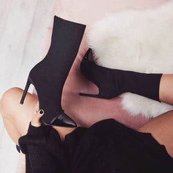 Trendy Solid Color Pointed Toe High Heeled Ankle Boots - Black