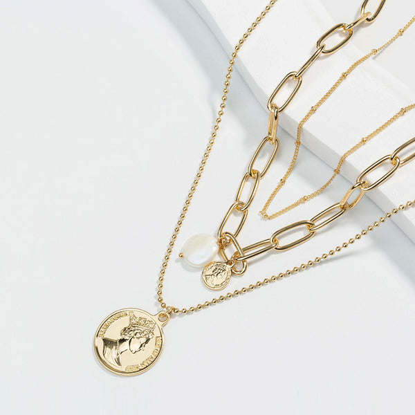 The Boho Weekend Coin Charm Pendant Layered Necklace - Gold